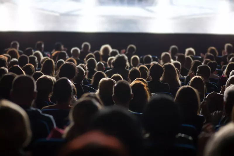 Image: Photo of a crowd