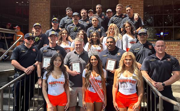 Image: West End Hooters Holds Grand Reopening After Devastating Fire