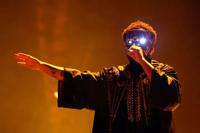 Image: Man performing on stage