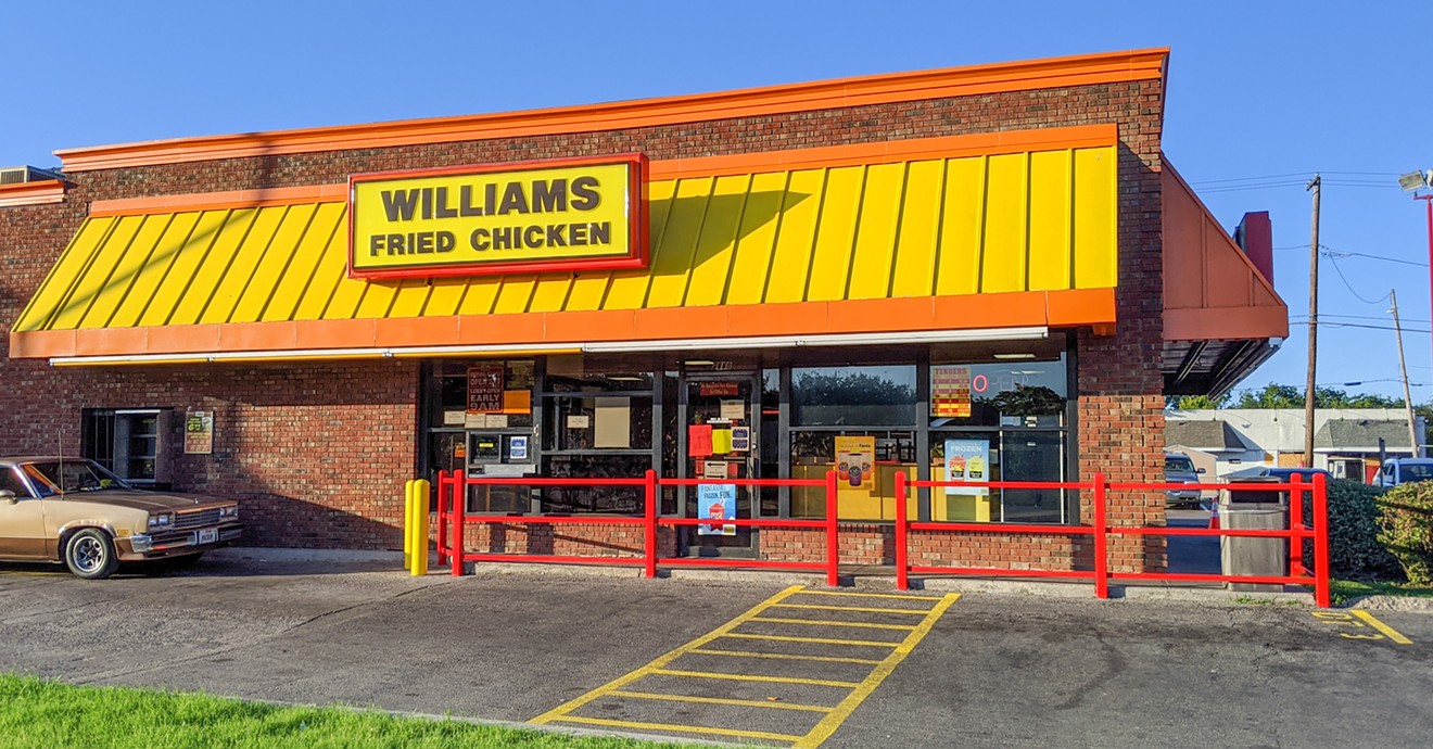 Williams Chicken opened in Dallas in 1987.