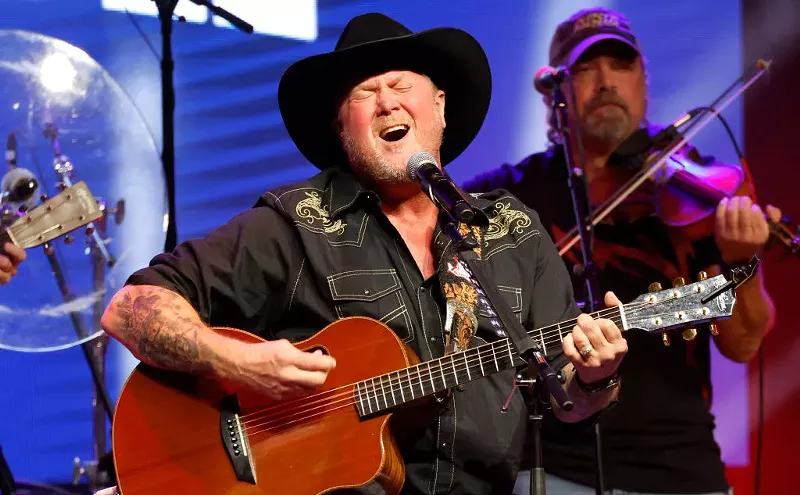 Image: Win-Win: Watch Tracy Lawrence Live and Support Mesquite Students' Dreams
