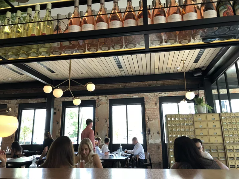 Image: Brunch at Harlowe MXM means lots of natural light — and lots of rose.