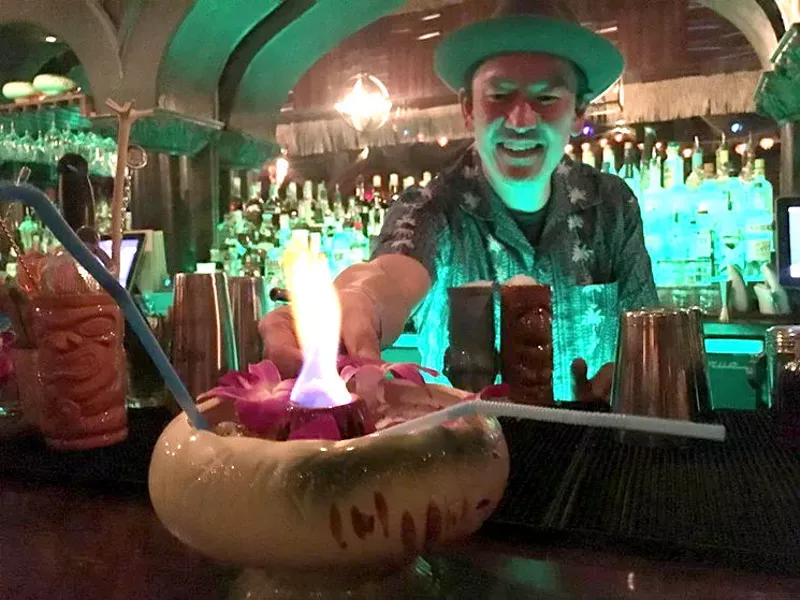 Image: The Scorpion Bowl is dangerous because this scorpion doesn’t have a sting.