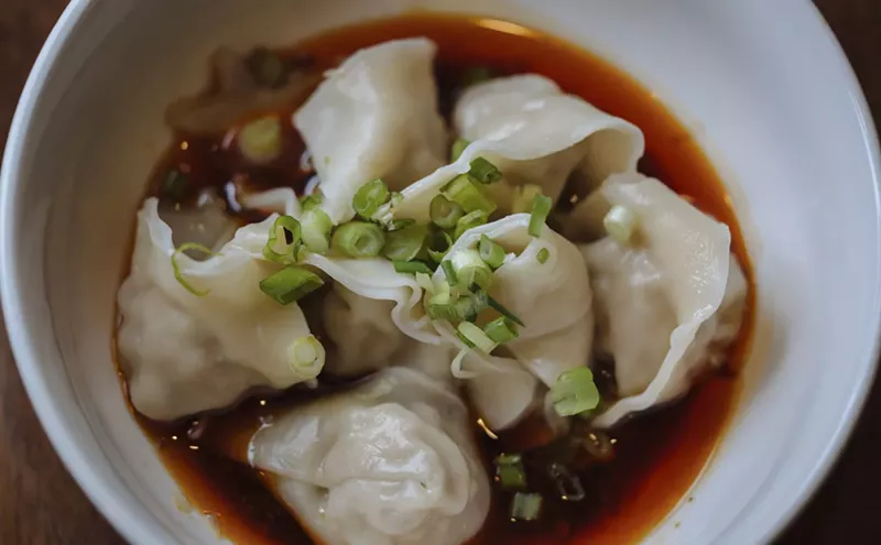 Image: Wu Wei Din Serves Up Delicious Taiwanese Noodles and Wontons From a Tiny Plano Storefront