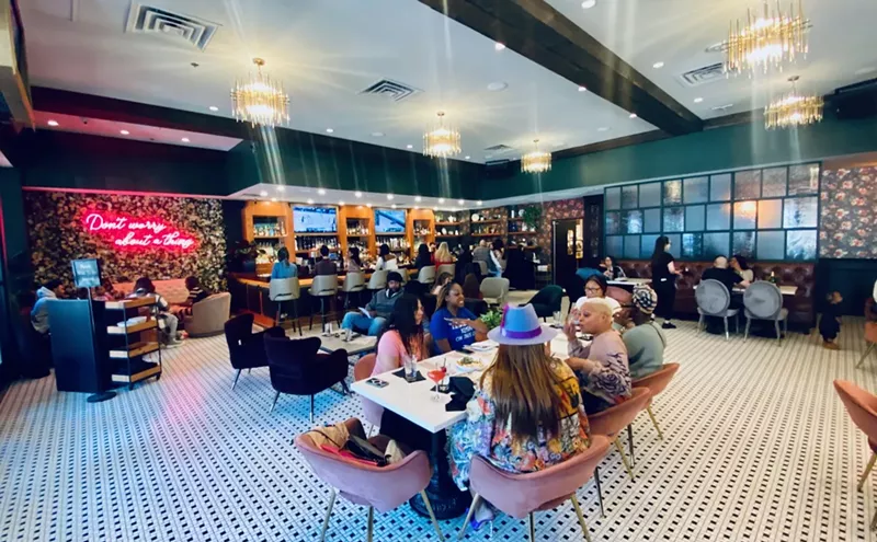 Image: Yet Another Drag Show, This Time in Plano, Receives Threats